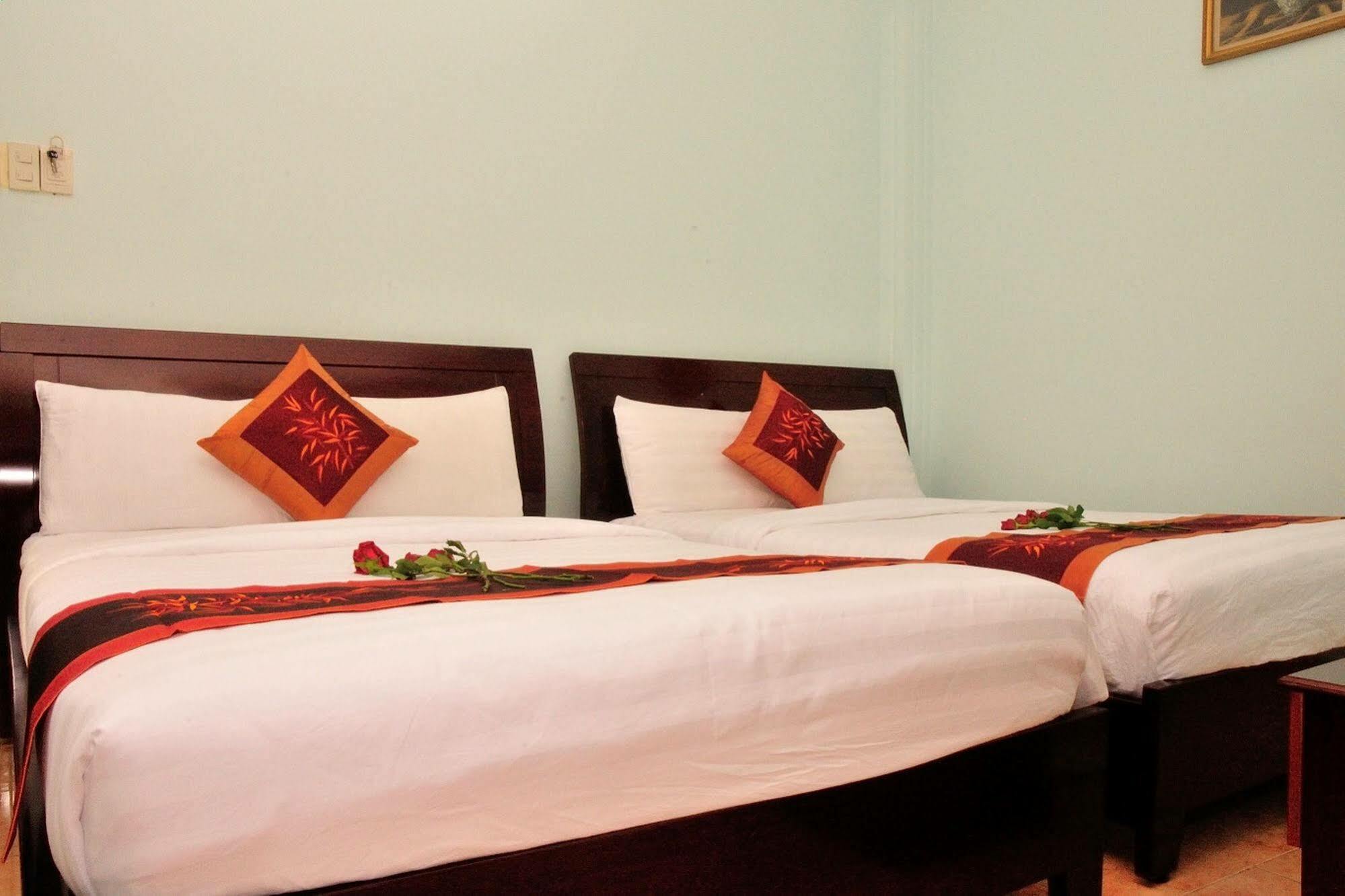 הו צ'י מין סיטי Ha Trang Hotel מראה חיצוני תמונה