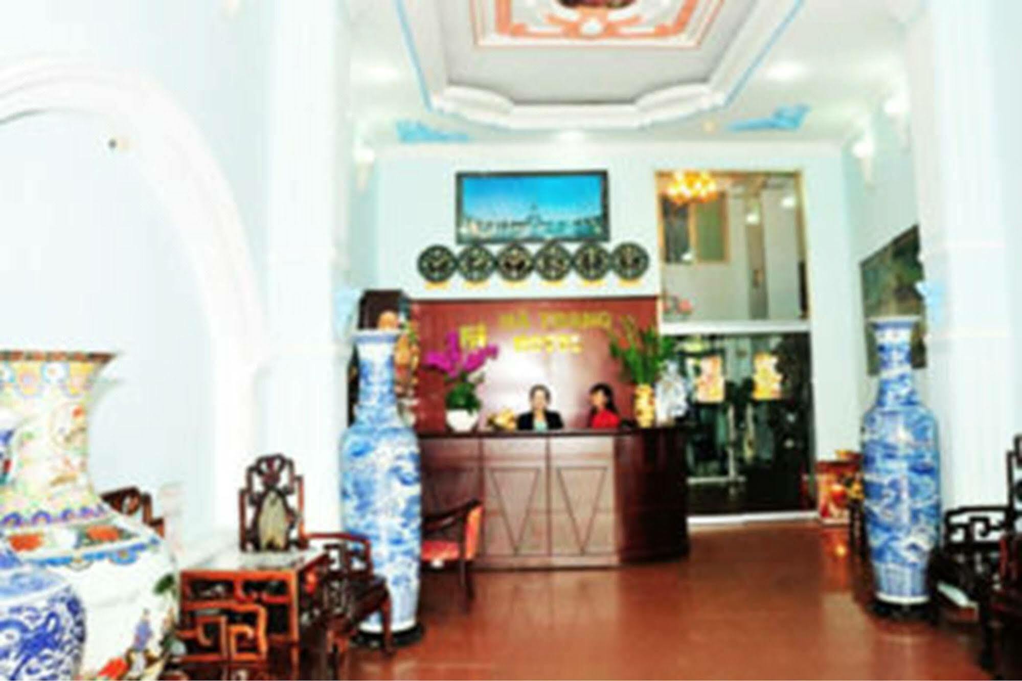 הו צ'י מין סיטי Ha Trang Hotel מראה חיצוני תמונה